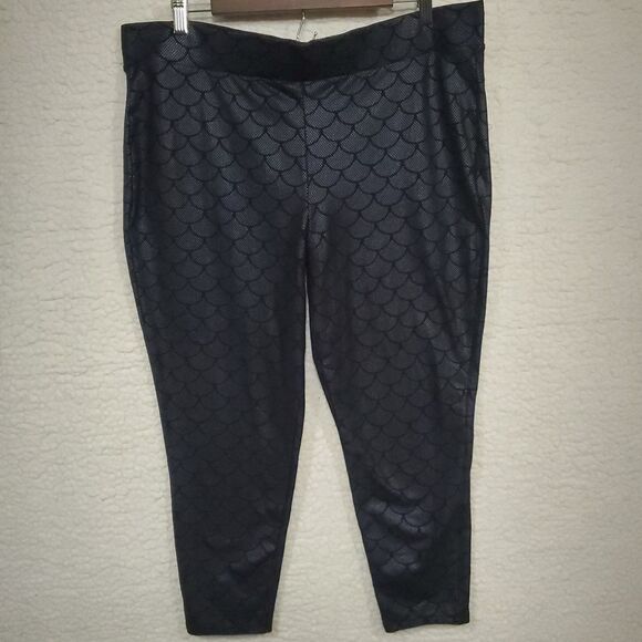 Torrid Black/Blue Metallic Mermaid Scale Leggings Size 3 (3X) Cosplay  Halloween - Picture 6 of 16